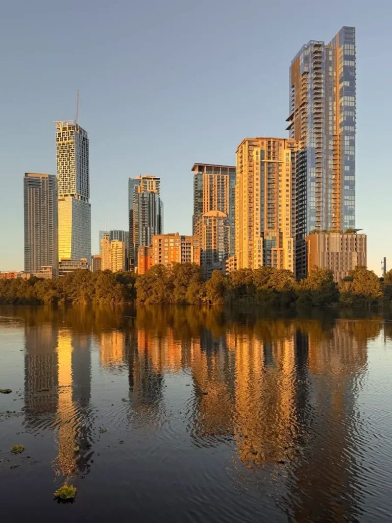 general_gallery-cityscape-reflection