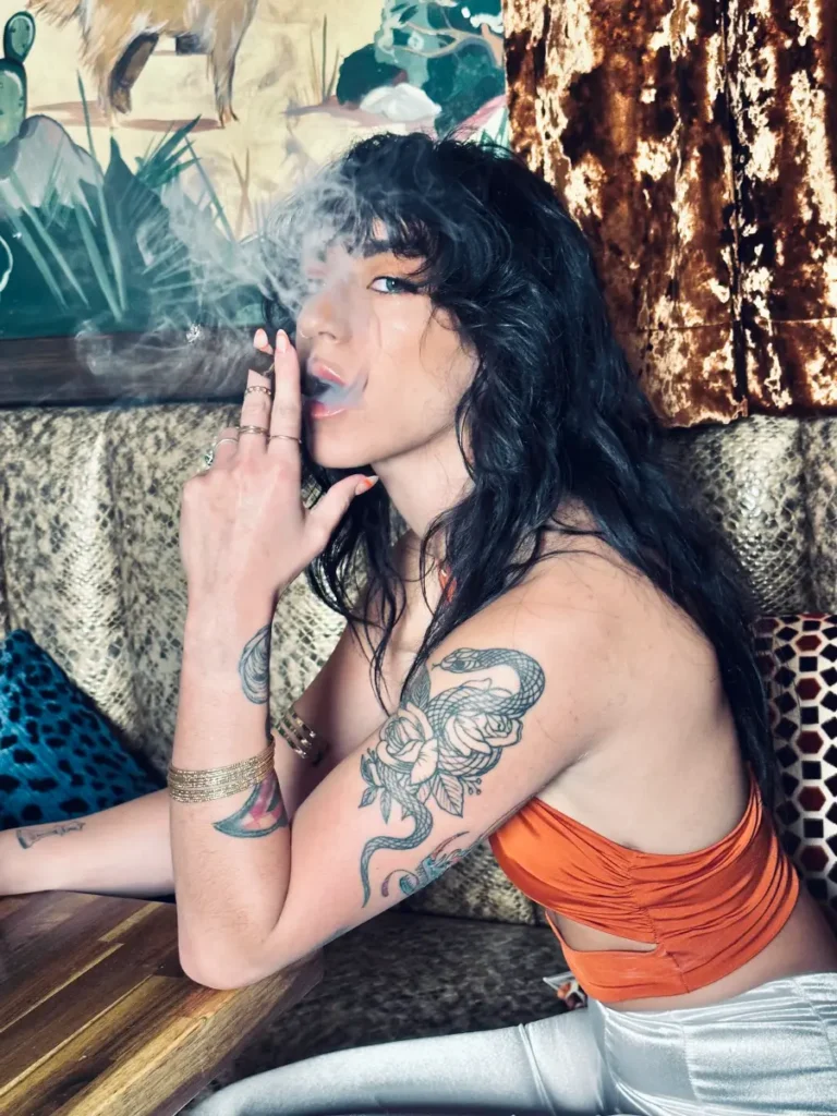 general_gallery-sherilin-cigar
