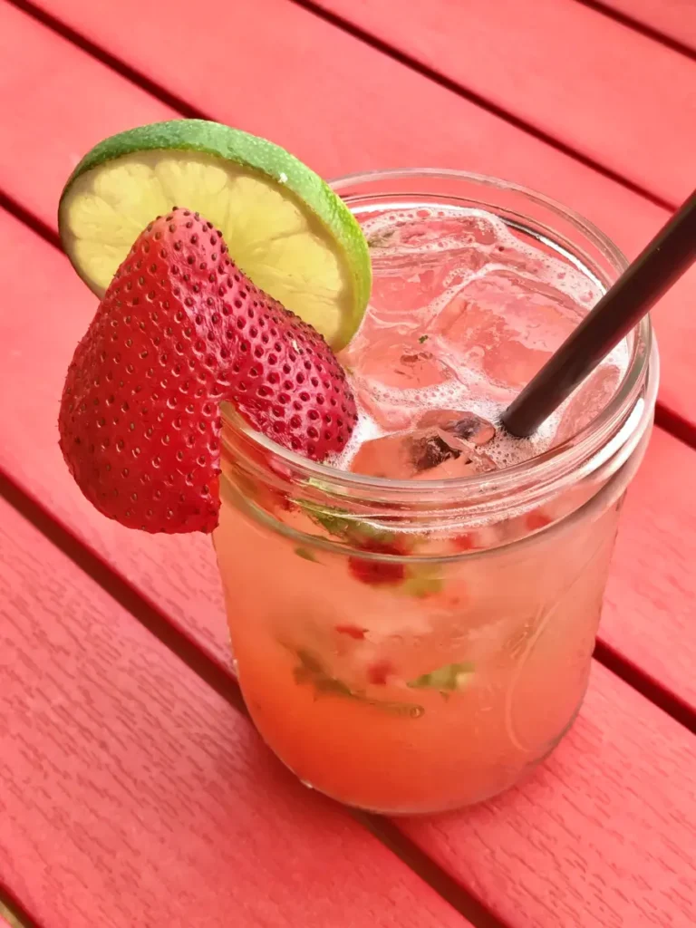 general_gallery-strawberry-drink